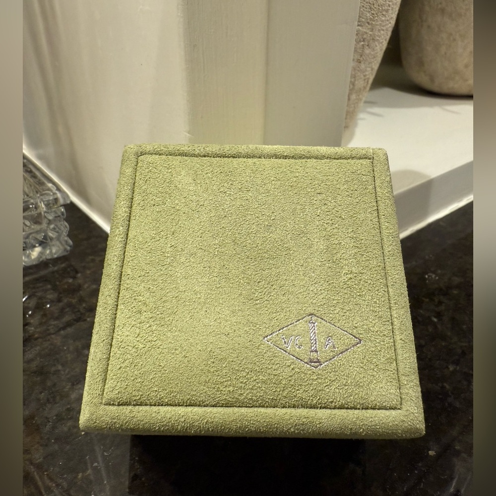 Van Cleef & Arpels Jewelry Box